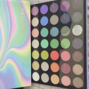morphe artistry eyeshadow palette